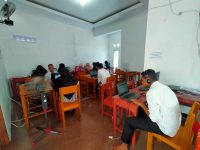 Pengisian Survei lingkungan belajar oleh Kepala Sekolah dan Guru